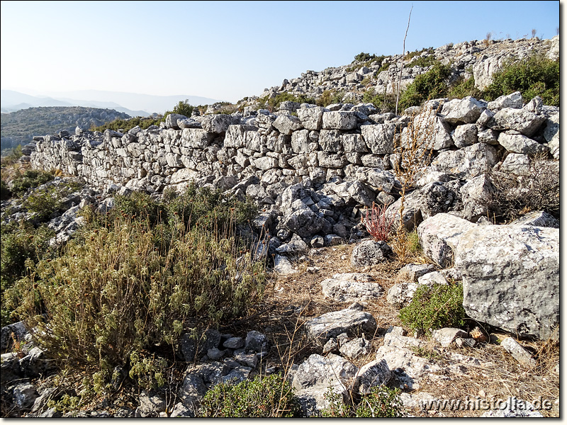 Panemoteichos in Pisidien - Mauern einer hellenistischen Festung auf dem Örentepe gegenüber von Panemoteichos