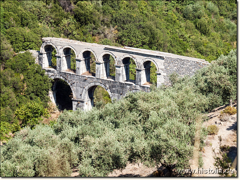 Pollio-Aquädukt in Karien - Ansicht des Pollio-Aquädukts von Süden